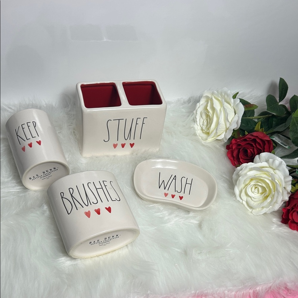 🇺🇸VHTF Rae Dunn VALENTINES White and Red Bath Accessories Set🇺🇸